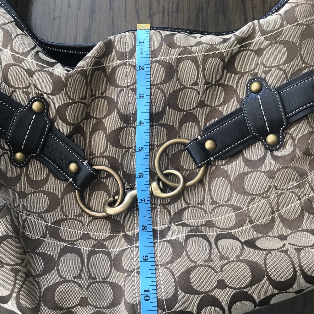 Coach Purse - Picture 6 of 7